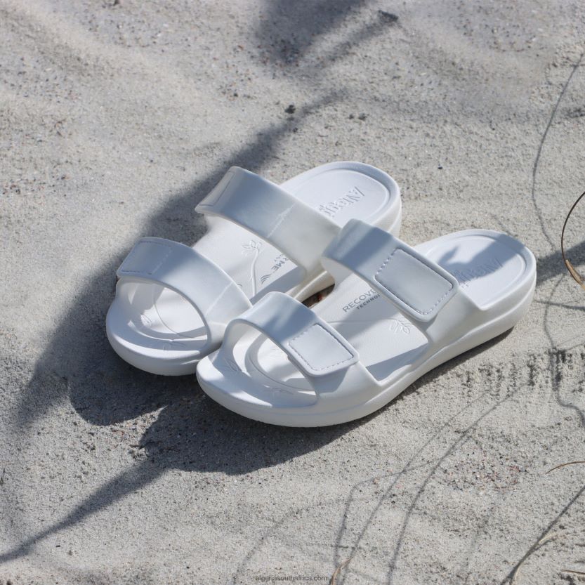 Orbyt White Gloss Sandal 2VV46J183Alegria